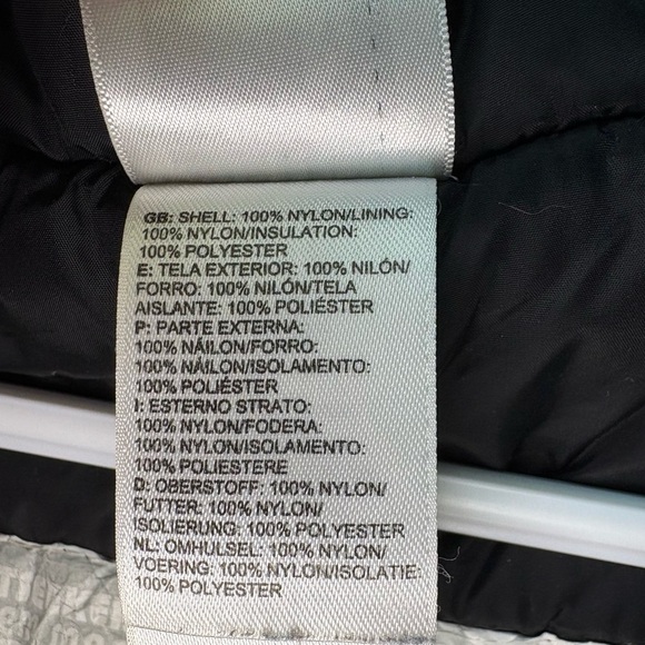 The North Face Out Of Bounds Boys 2T Green Insulated Winter Jacket Coat Toddler - Picture 7 of 8